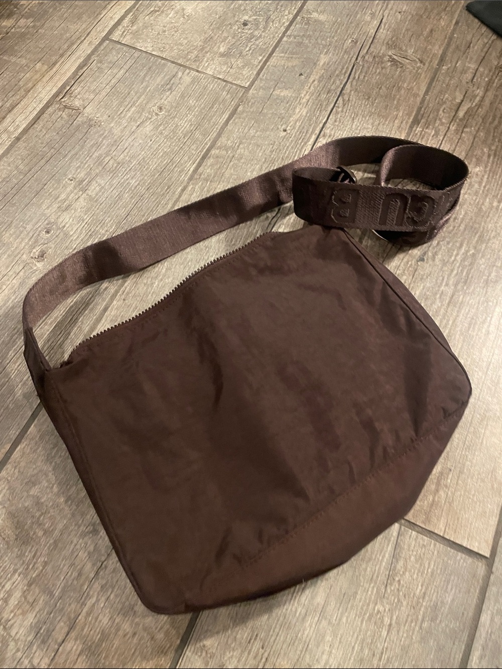 BAGGU Brown Crossbody Shoulder Bag - Picture 4 of 4